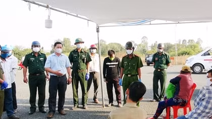 Chống dịch COVID-19 ở biên giới Tây Nam