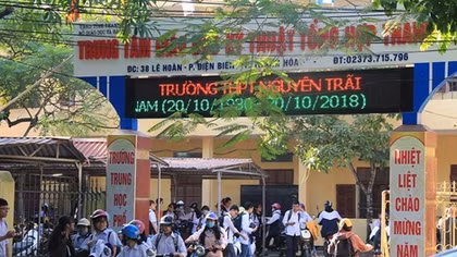Trách nhiệm thuộc về cả gia đình và nhà trường