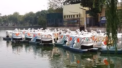 Thuê thuyền đạp nước rồi để lại thư tuyệt mệnh