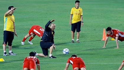 Chiếc ghế của ông Park phụ thuộc nhiều vào AFF Cup 2018