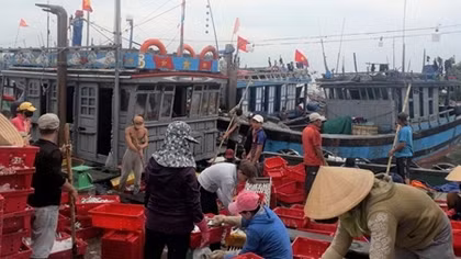 Vươn khơi xa góp phần bảo vệ chủ quyền