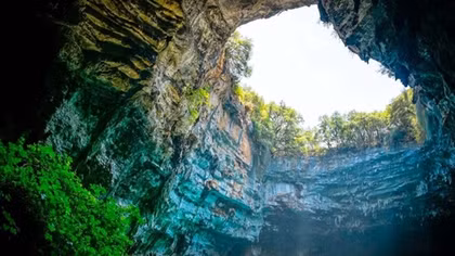 Phát hiện 58 hang động mới ở Phong Nha - Kẻ Bàng