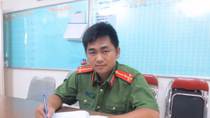 Linh cảm nghề nghiệp và những kiện hàng “vô chủ” bị bóc gỡ