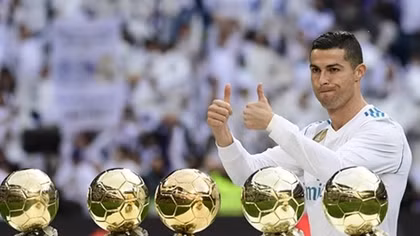Ronaldo muốn khắc gì trên bia mộ của mình