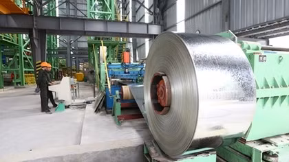 Cân nhắc việc tăng thuế nhập khẩu thép
