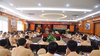 Triển khai công tác đảm bảo an toàn giao thông quý II-2017