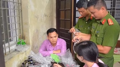Nở rộ dịch vụ cung cấp thiết bị hỗ trợ gian lận thi cử