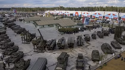 Triển lãm quân sự quốc tế Army-2016