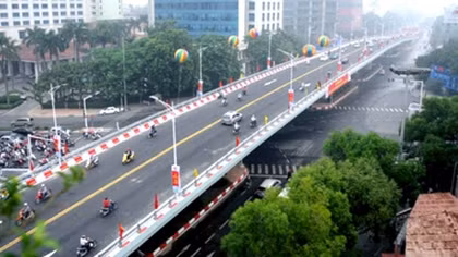 Không hạ cốt đê khi thi công cầu vượt An Dương - Thanh Niên