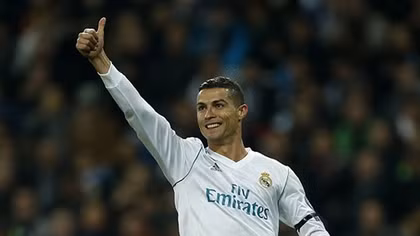 Ronaldo lập kỷ lục, Real "tiễn" Dortmound xuống Europa Leauge