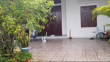 Vay gần 200 tỉ đồng rồi tuyên bố... vỡ nợ