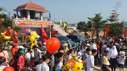 Độc đáo phiên chợ chỉ họp vào ngày mùng 1 Tết Âm lịch