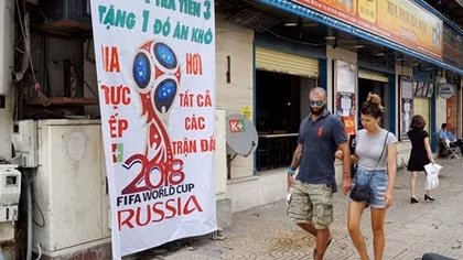 Sức nóng World Cup lan tỏa khắp phố phường Hà Nội