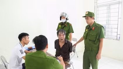 U60 cướp gần 50 triệu tại quầy phát lương hưu