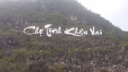 Lên Khâu Vai nghe kể chuyện Chợ Tình