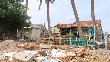Làng biển Mỹ Quang Nam mong ước một bờ kè chắn sóng