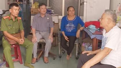 Cảnh sát khu vực làm theo lời Bác