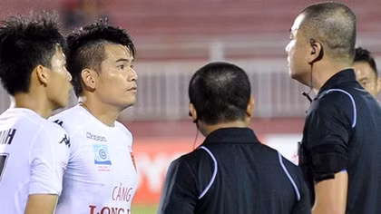 Huỳnh Quang Thanh: Số phận nghiệt ngã của hậu vệ phải hay nhất lịch sử
