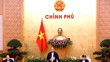 Thủ tướng quán triệt mục tiêu ngăn chặn, hạn chế tối đa lây lan COVID-19 ra cộng đồng
