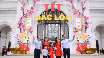 Vui tết gắn kết, sắm quà đắc lộc tại VinCom