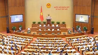 Quốc hội biểu quyết thông qua nhiều Luật, Nghị quyết trong tuần làm việc cuối cùng