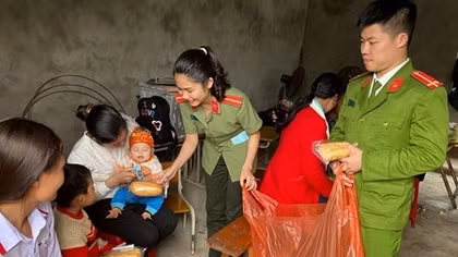 Nồi cháo “xã hội hóa”