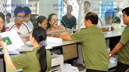 Đơn giản hóa thủ tục hành chính, giấy tờ, cơ sở dữ liệu về quản lý dân cư