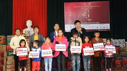 Chương trình nghệ thuật kỷ niệm 129 năm Ngày sinh Chủ tịch Hồ Chí Minh