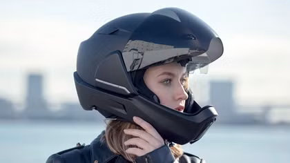 Mũ bảo hiểm nhìn phía sau gáy siêu an toàn cho các biker