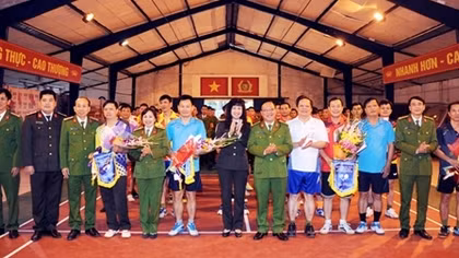 Các đơn vị thuộc Tổng cục Chính trị CAND giao lưu thể thao, văn nghệ