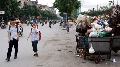 Đường kiểu mẫu Thủ đô nhếch nhác vì rác