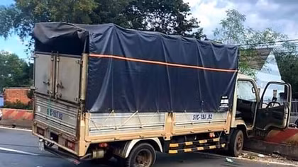 Bắt tên cướp xe tải táo tợn sau 20km truy đuổi