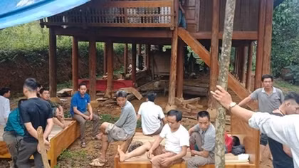 Người đàn ông bị sét đánh tử vong