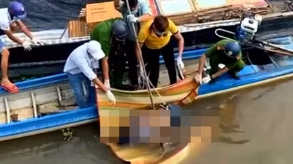Truy tìm thân nhân của thanh niên tử vong trên sông Vàm Cỏ