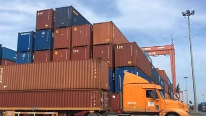 Xuất khẩu phục hồi tích cực, 10 tháng thu về hơn 229 tỷ USD