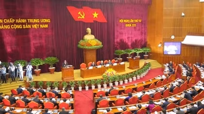 Bộ Chính trị chỉ đạo kiểm điểm tự phê bình và phê bình gắn với thực hiện Nghị quyết Trung ương 4, khóa XII