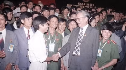 Một vị tướng tài ba, nhà lãnh đạo xuất sắc, giản dị và gần gũi nhân dân
