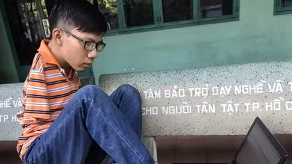 Hành trình vượt khó của chàng trai không tay