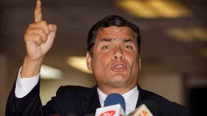 Tranh cãi về lệnh truy nã cựu Tổng thống Ecuador Rafael Correa