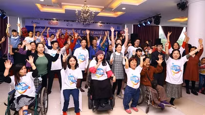 Nhiều hoạt động giúp đỡ người khuyết tật