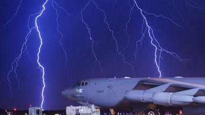 Mỹ nâng cấp pháo đài bay chiến lược B-52 