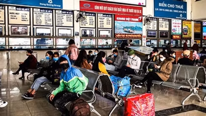 Nghỉ Tết Dương lịch 2021: Khách đông nhưng nhà xe không tăng giá