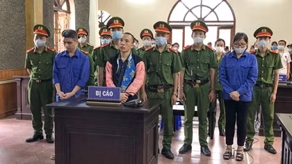 30 năm tù cho nhóm lừa đảo chiếm đoạt tài sản