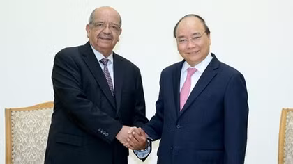 Thủ tướng tiếp Bộ trưởng Ngoại giao Algeria
