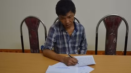 "Xách" 2 bánh heroin từ Lào về bán kiếm lời