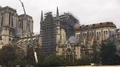 Thử thách chồng chất sau một năm cháy Nhà thờ Đức Bà Paris