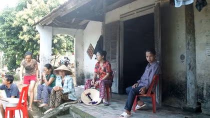 Quê nghèo náo loạn vì vỡ hụi