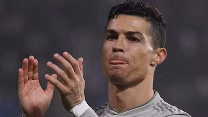 Bất chấp tuổi tác, Ronaldo tiếp tục lập thêm kỷ lục