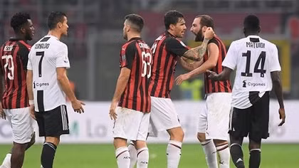 "Đại chiến" Juventus - AC Milan bị hoãn vì COVID-19