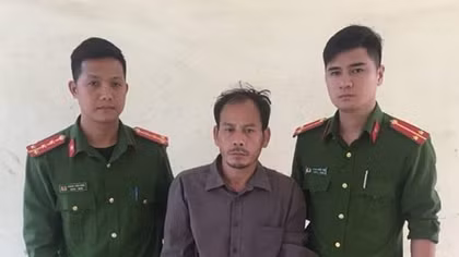 Bắt giữ kẻ côn đồ, thiếu úy công an bị thương